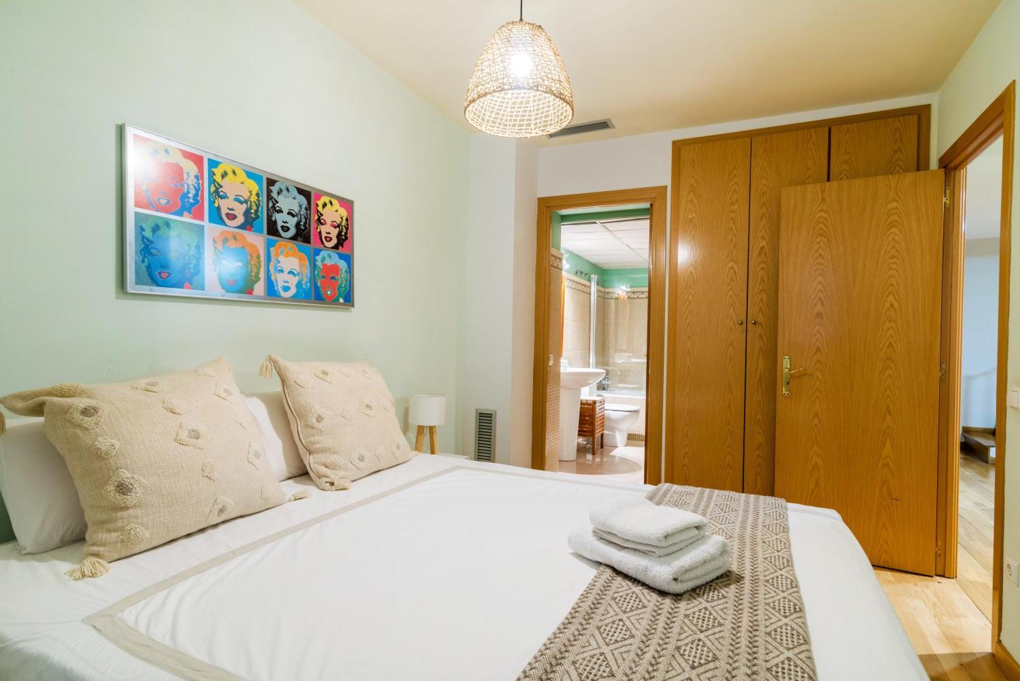 Elena Apartments - Girona Dış mekan fotoğraf